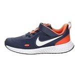 Análisis de las Zapatillas Nike Revolution 5: ¿Son la Mejor Opción para tu Rendimiento en el Fútbol?